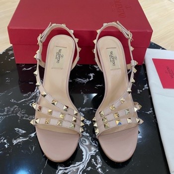 발렌티노 락스터드 스트랩 샌들힐