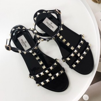 발렌티노 락스터드 젤리 샌들