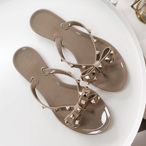 발렌티노 락스터드 젤리 슬리퍼