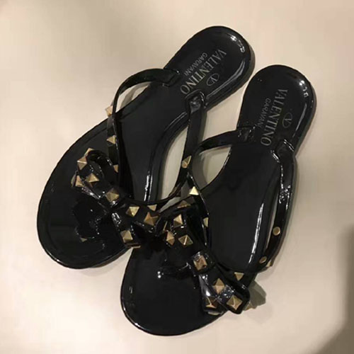 발렌티노 락스터드 젤리 슬리퍼