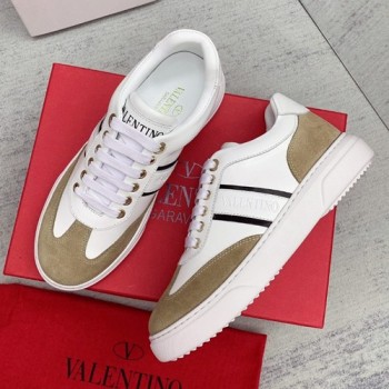 발렌티노 스니커즈