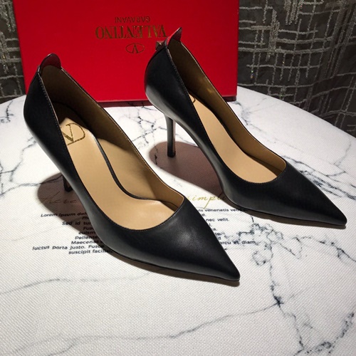 발렌티노 펌프스