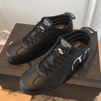 발렌티노×오니츠카 타이거 스니커즈