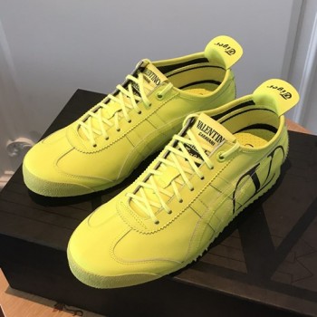 발렌티노×오니츠카 타이거 스니커즈