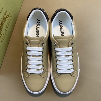 버버리 남성용 스니커즈