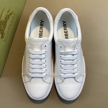 버버리 남성용 스니커즈