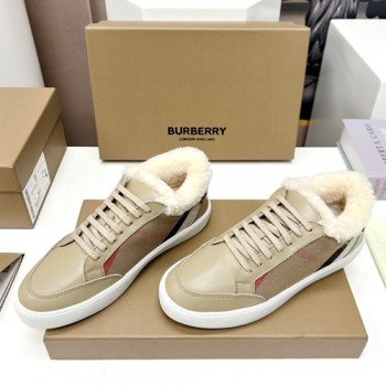 버버리 스니커즈