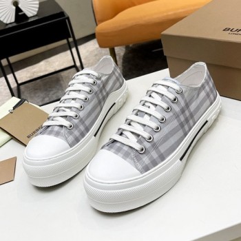 버버리 캔버스 남.여 로우탑 스니커즈