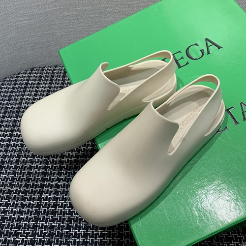 보테가 베네타 PUDDLE 퍼들 샌들