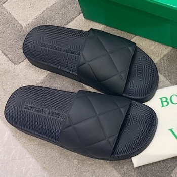 보테가 베네타 Slider 슬라이더 엠보스 러버 슬리퍼