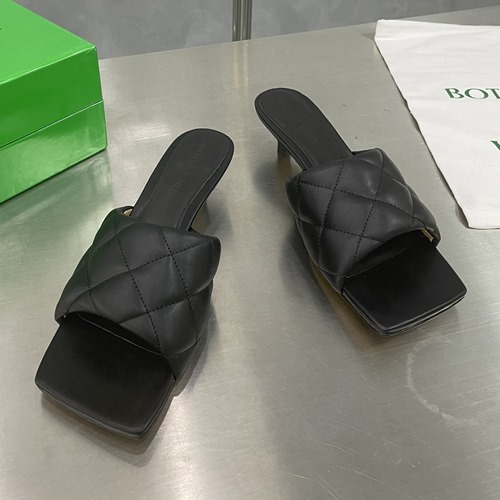 보테가 베네타 뮬