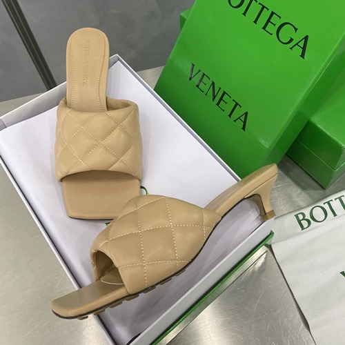 보테가 베네타 뮬