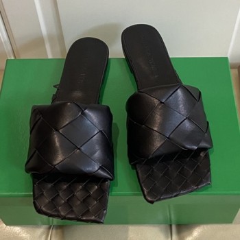 보테가 베네타 뮬