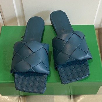 보테가 베네타 뮬