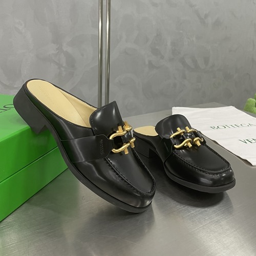 보테가 베네타 블로퍼