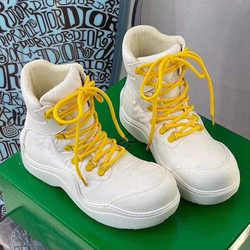 보테가 베네타 퍼들 봄버 부츠