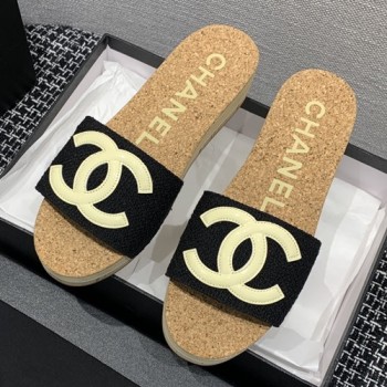 샤넬 C로고 코르크 웨지 슬리퍼뮬