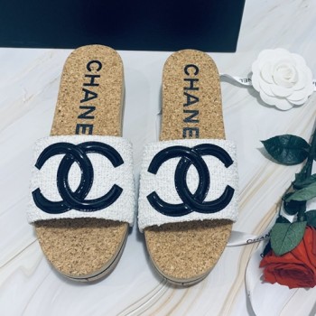 샤넬 C로고 코르크 웨지 슬리퍼뮬
