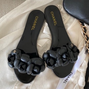 샤넬 까멜리아 코사지 젤리슈즈