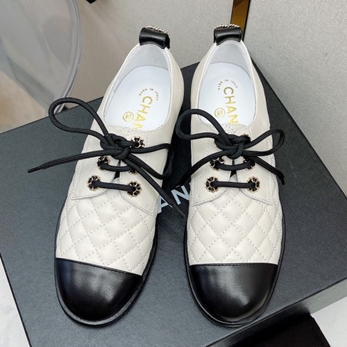 샤넬 레이스업 로퍼