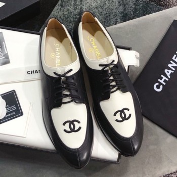 샤넬 레이스업 로퍼