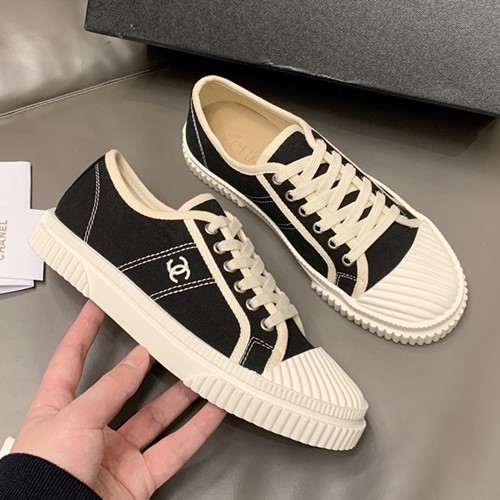 샤넬 빈티지 로우탑 스니커즈