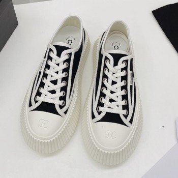 샤넬 빈티지 캔버스 로우탑 스니커즈
