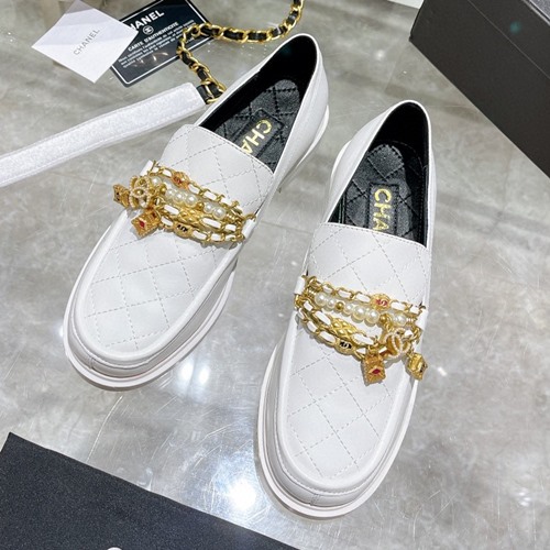 샤넬 주얼리 장식 로퍼