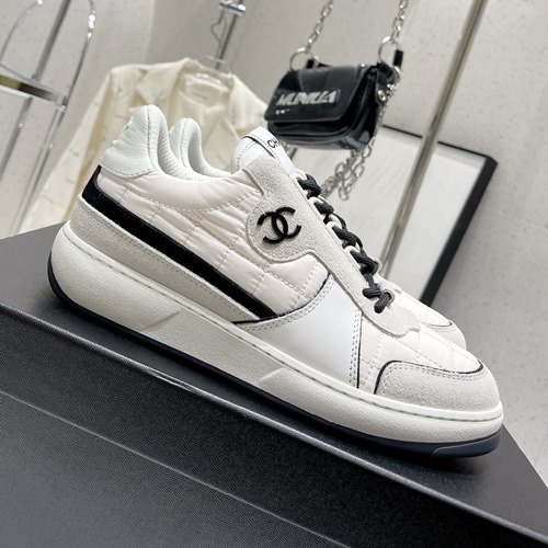 샤넬 패브릭 스웨이드 카프스킨 트레이너 스니커즈