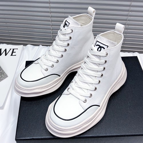 샤넬 하이탑 스니커즈