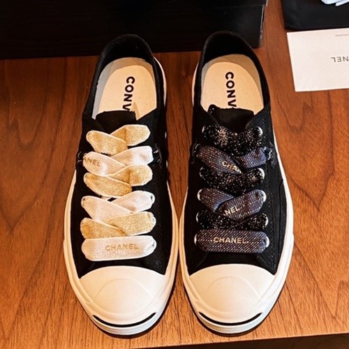 샤넬×컨버스 콜라보 스니커즈