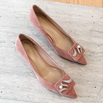 스튜어트 와이츠먼 펌프스