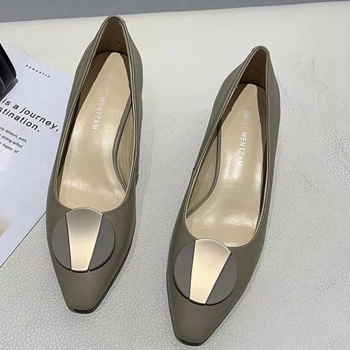 스튜어트 와이츠먼 펌프스