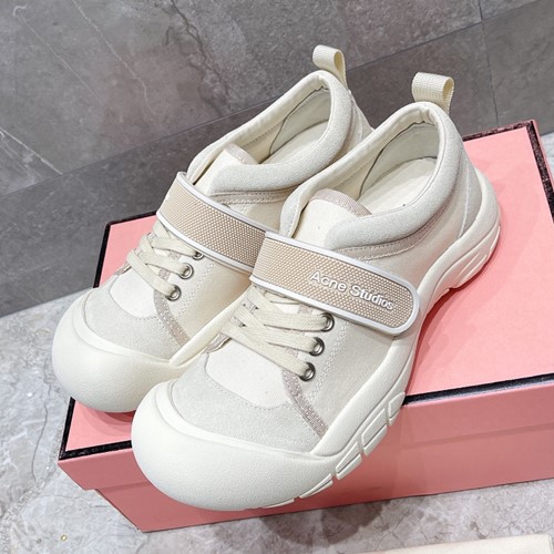 아크네 스튜디오 스니커즈