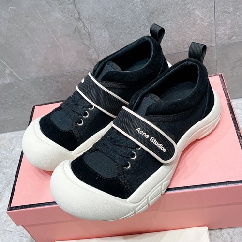 아크네 스튜디오 스니커즈