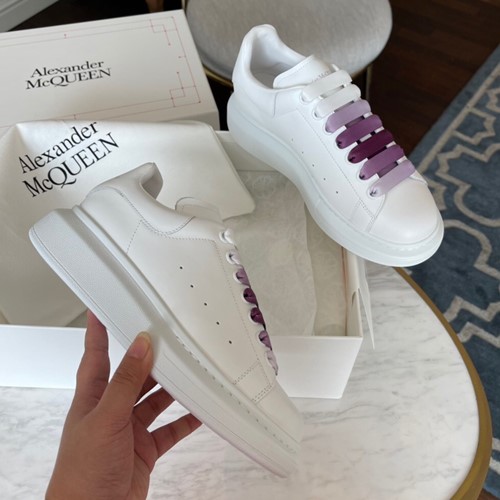알렉산더 맥퀸 남.여 오버솔 스니커즈