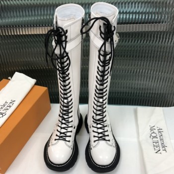 알렉산더 맥퀸 트레드 레이스업 롱부츠