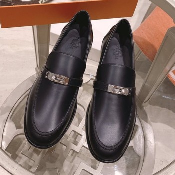 에르메스 컬리 버클 로퍼