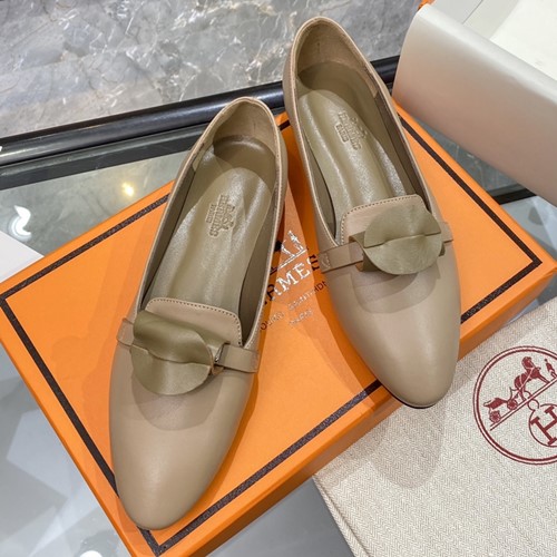 에르메스 켈리 버클 로퍼