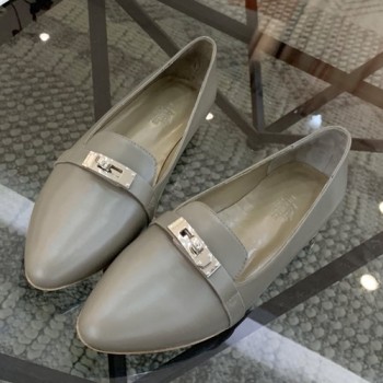 에르메스 켈리 버클 로퍼