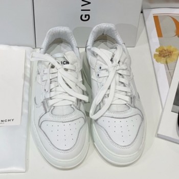 지방시 로우탑 스니커즈