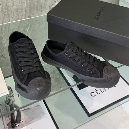 질샌더 스니커즈