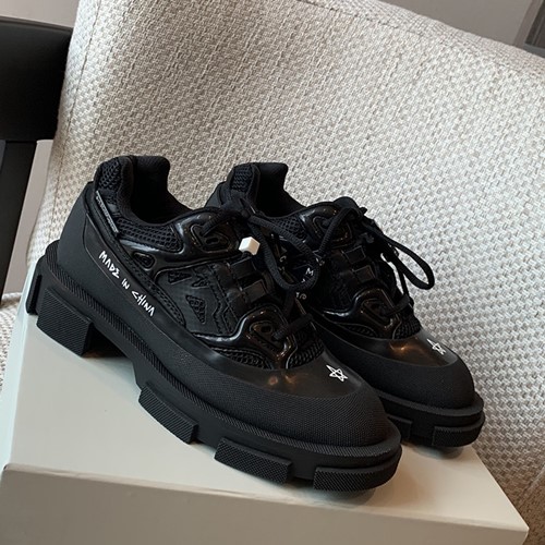 콜라보 스니커즈