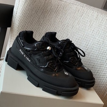 콜라보 스니커즈