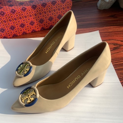 토리버치 펌프스