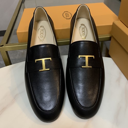 토즈 타임리스 로퍼