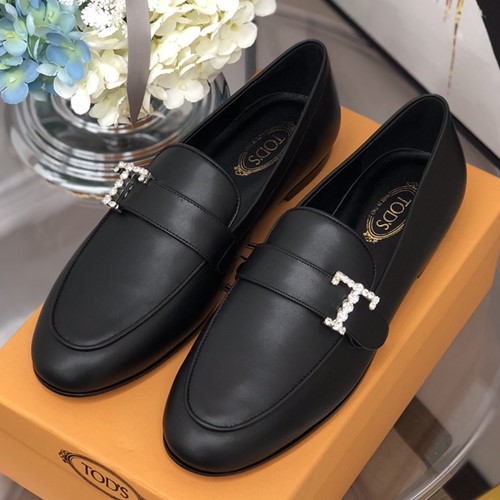 토즈 타임리스 로퍼