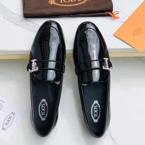 토즈 타임리스 로퍼