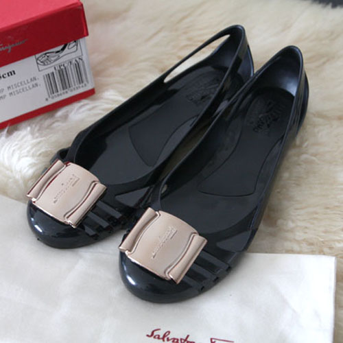 페라가모 SF-468155 버뮤다 마카롱 젤리슈즈