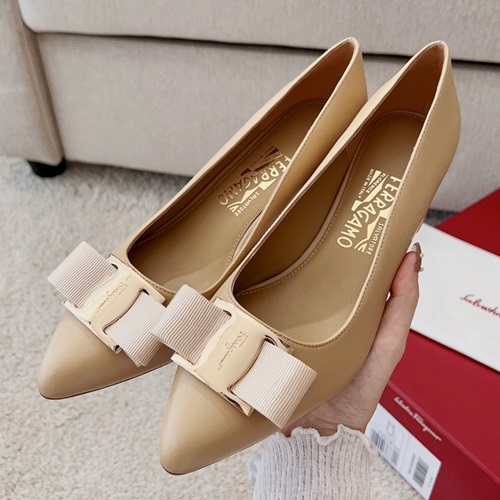 페라가모\페라가모 VARA BOW 바라 보우 펌프스